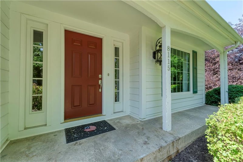 8115 W 115th Ter, Overland Park, KS 66210