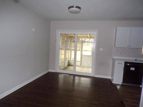908 14th St Ter, Blue Springs, MO 64015