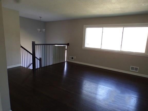 908 14th St Ter, Blue Springs, MO 64015