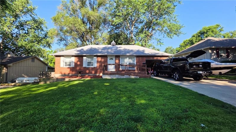 4216 Cottage Ave, Independence, MO 64055