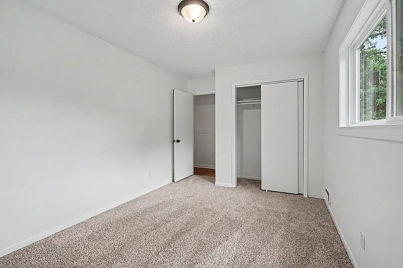 820 Pine St, Eudora, KS 66025