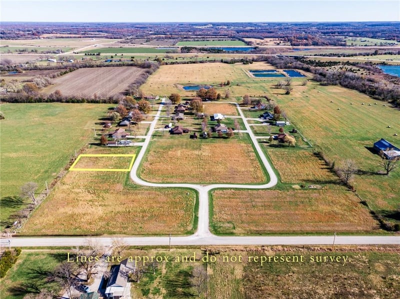 00002 975 Pl, Pleasanton, KS 66075