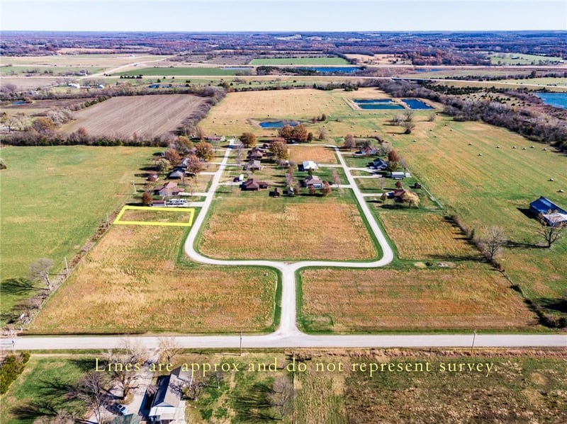 00003 975 Pl, Pleasanton, KS 66075