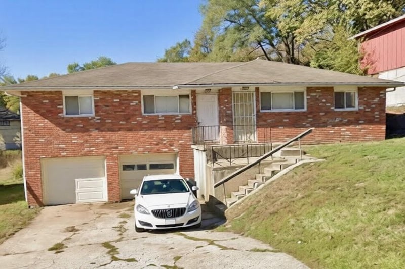 1434 63rd Ter, Kansas City, KS 66102