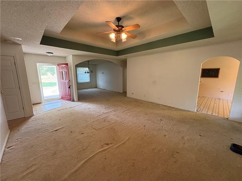 1046 475th Rd, Centerview, MO 64019