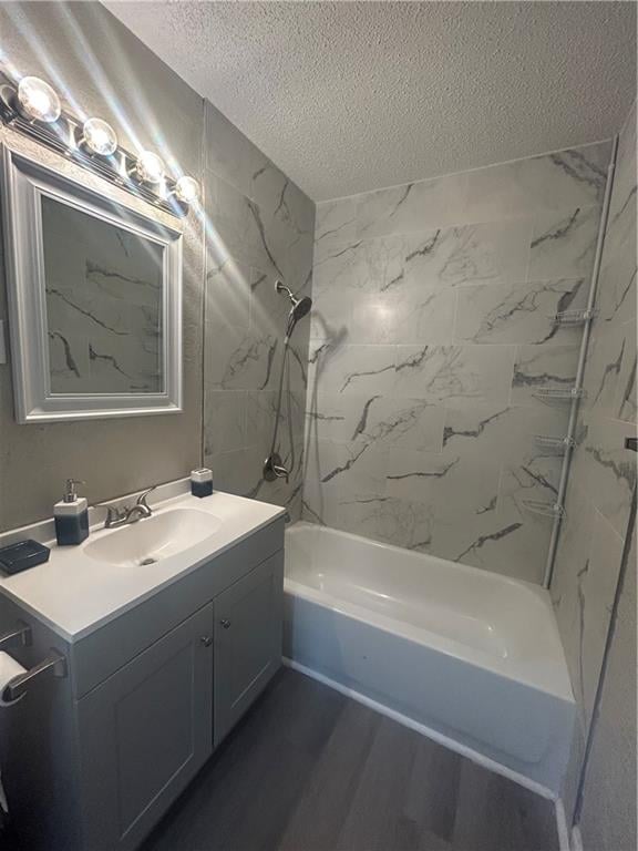 4221 Spruce Ave, Kansas City, MO 64130