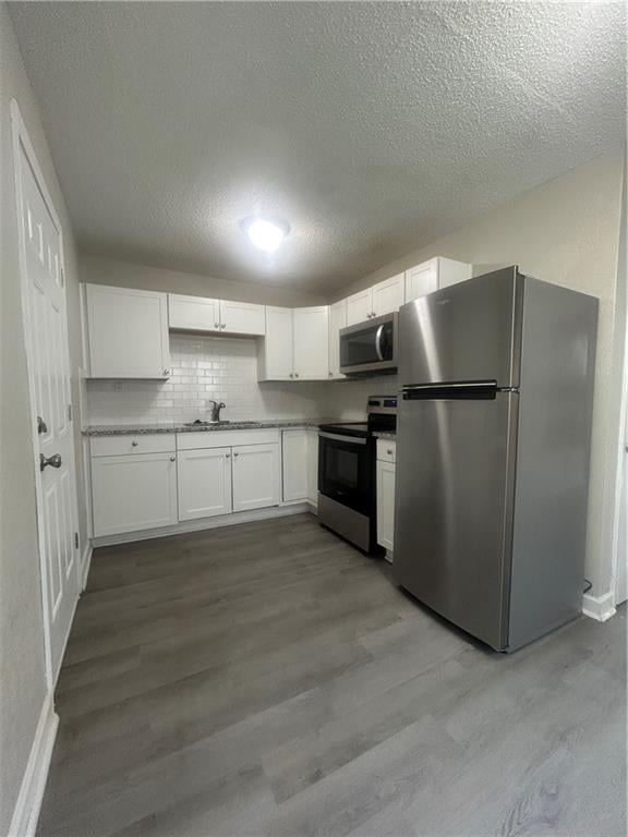 4221 Spruce Ave, Kansas City, MO 64130