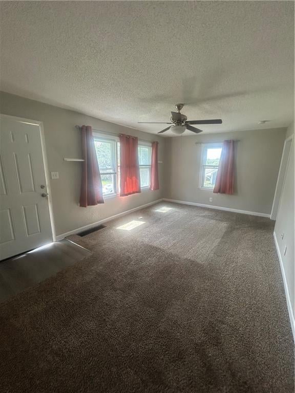 4221 Spruce Ave, Kansas City, MO 64130