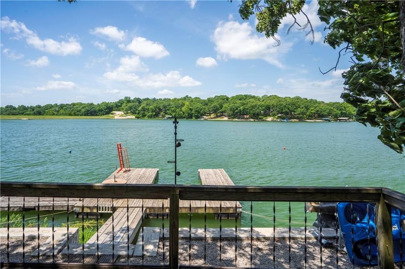 314 Lakeside Dr, Lacygne, KS 66040