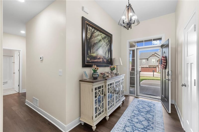 307 Lykins Ln, Cameron, MO 64429
