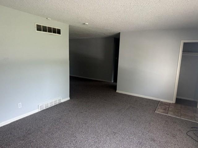 3104 53rd St, Kansas City, MO 64130