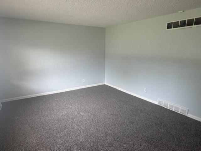 3104 53rd St, Kansas City, MO 64130