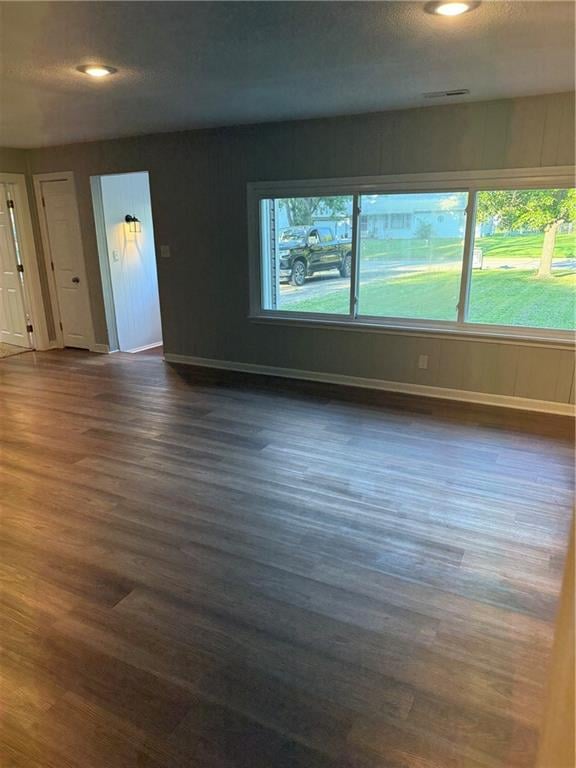 1234 Willow St, Ottawa, KS 66067