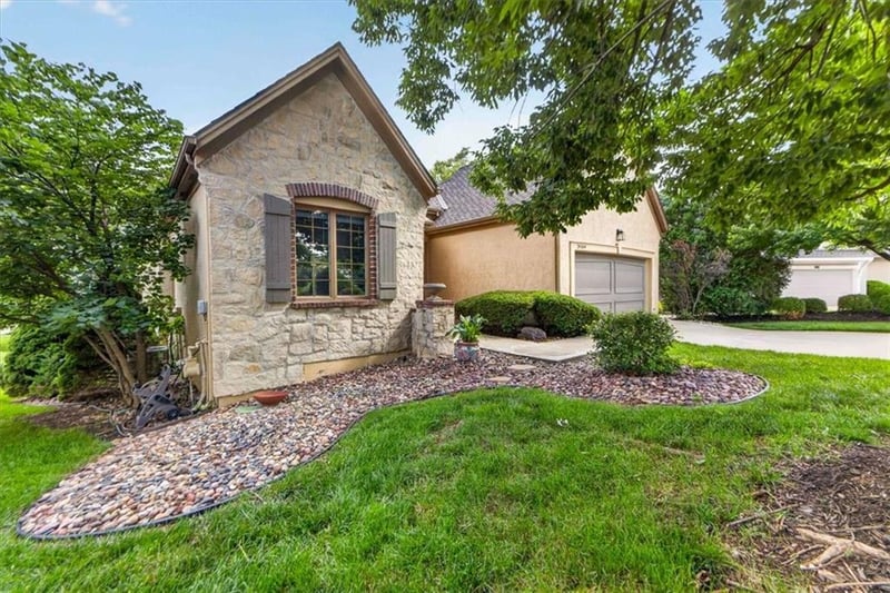 26164 109th St, Olathe, KS 66061