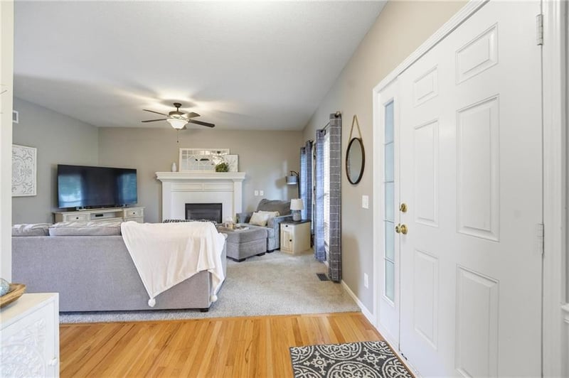 1191 Arbormill Ter, Lee's Summit, MO 64082