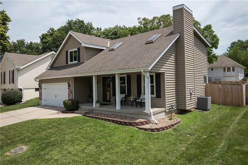 3700 SW 11th St, Blue Springs, MO 64015