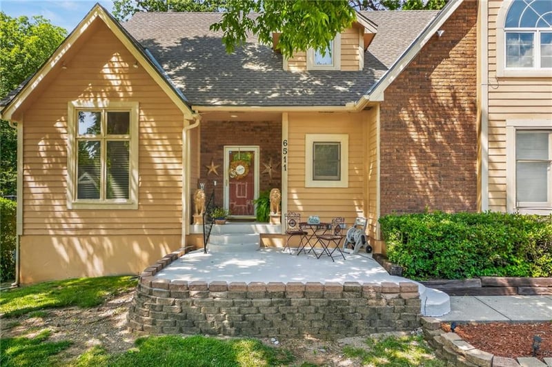 6511 Ridgeway Ave, Kansas City, MO 64133