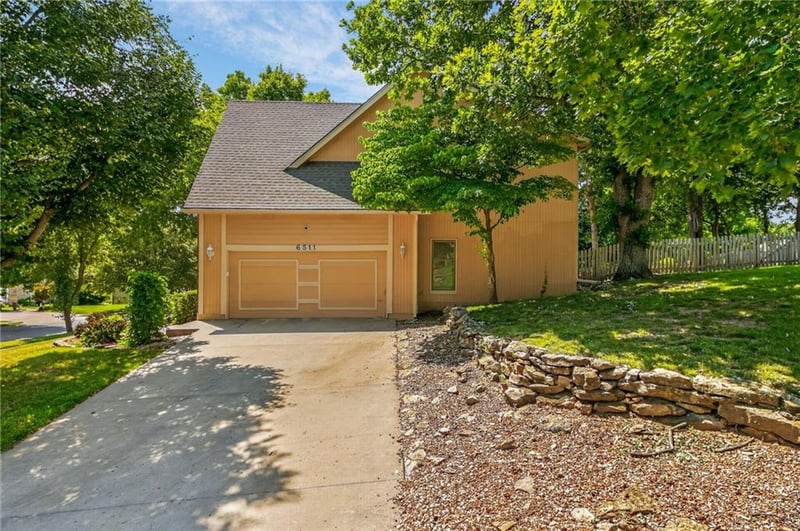 6511 Ridgeway Ave, Kansas City, MO 64133