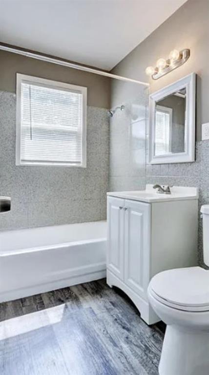 10109 Hillcrest Rd, Kansas City, MO 64134