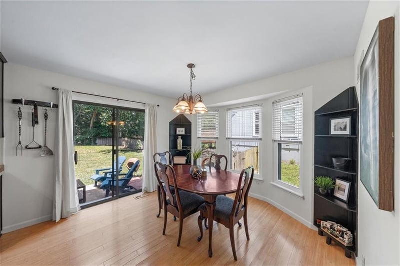 11808 Oakmont St, Overland Park, KS 66210