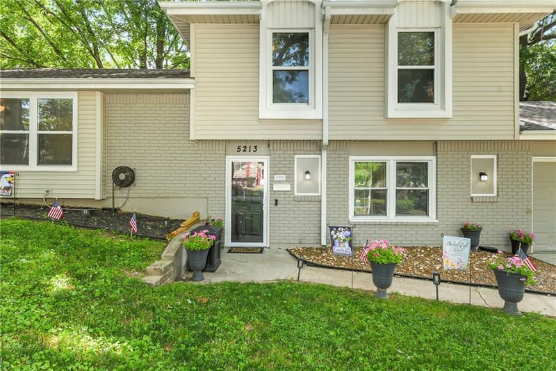 5213 Union St, Independence, MO 64055