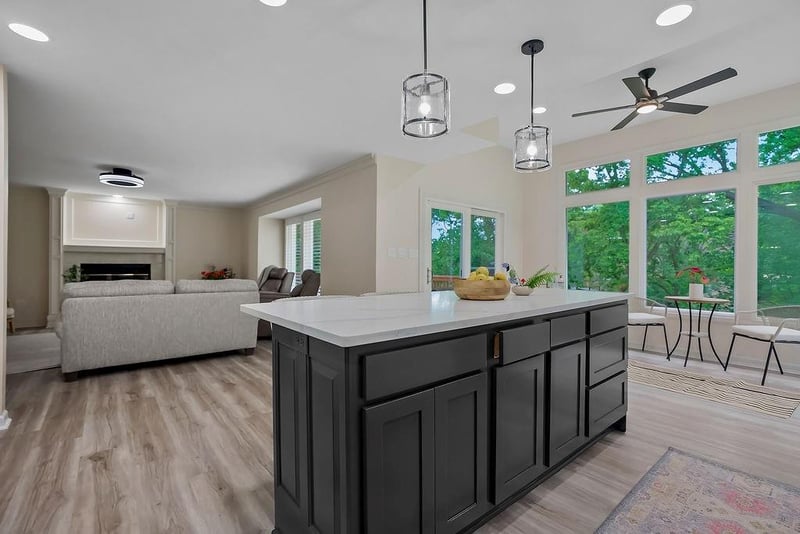 2404 Clear Creek Ct, Blue Springs, MO 64015