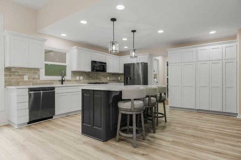2404 Clear Creek Ct, Blue Springs, MO 64015