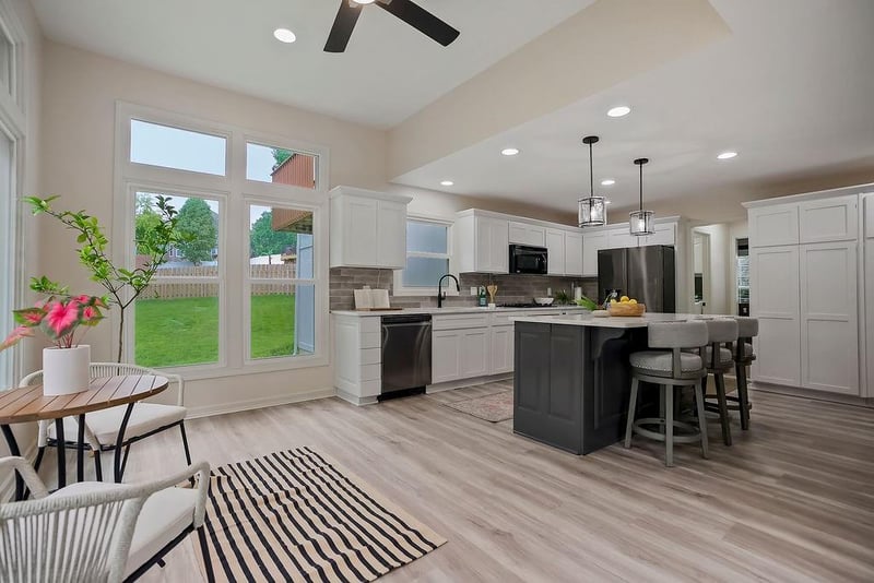 2404 Clear Creek Ct, Blue Springs, MO 64015