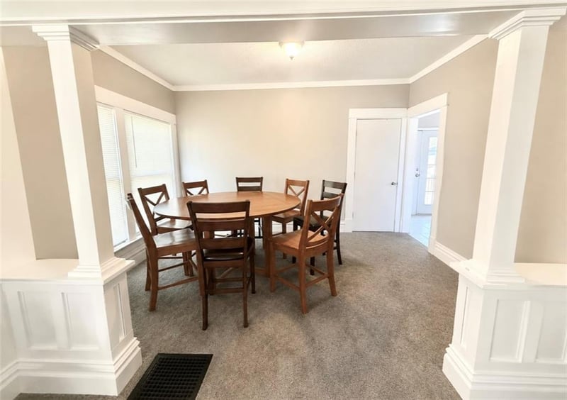 710 Walnut St, Maryville, MO 64468