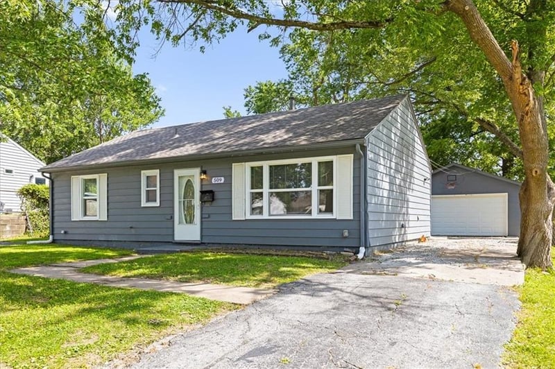 509 66th Ter, Kansas City, MO 64118