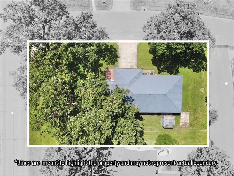 1207 Scott St, Trenton, MO 64683
