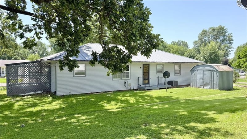 1207 Scott St, Trenton, MO 64683