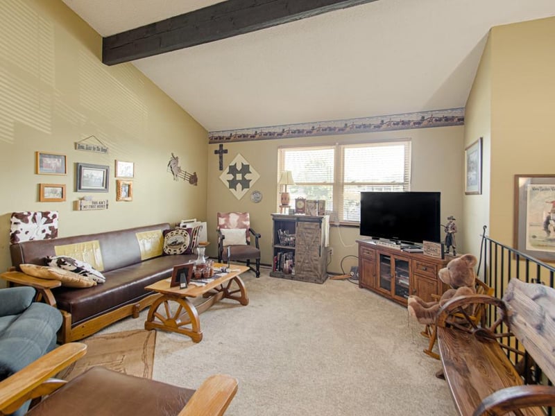 15425 E 45th Ter, Independence, MO 64055