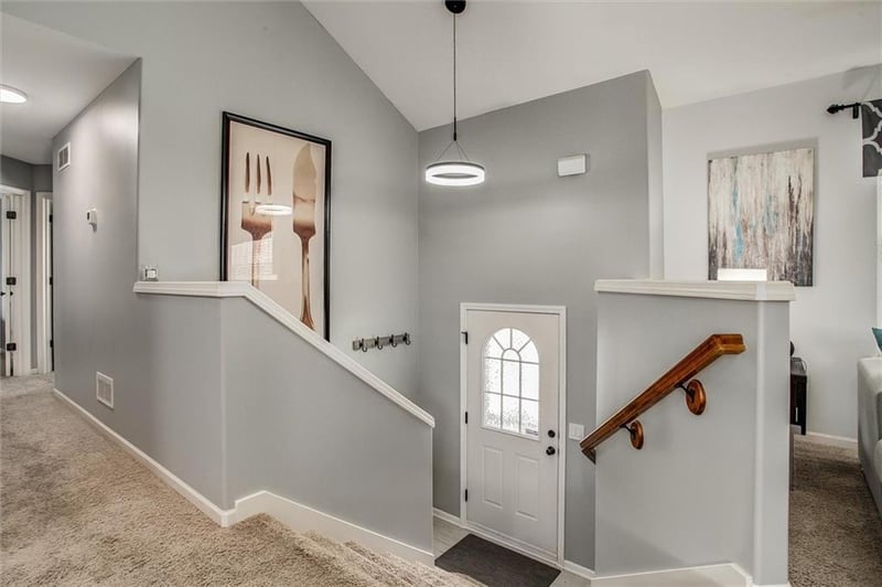 6814 Pontiac Ave, Kansas City, MO 64151