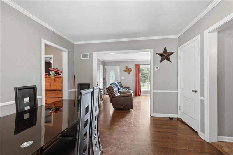 3321 Blue Ridge Blvd, Independence, MO 64052