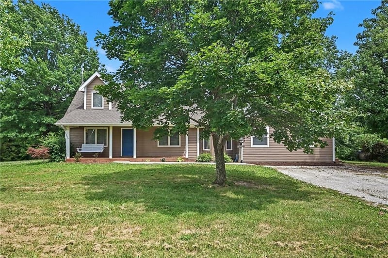 17503 Baxter Rd, Lawson, MO 64062