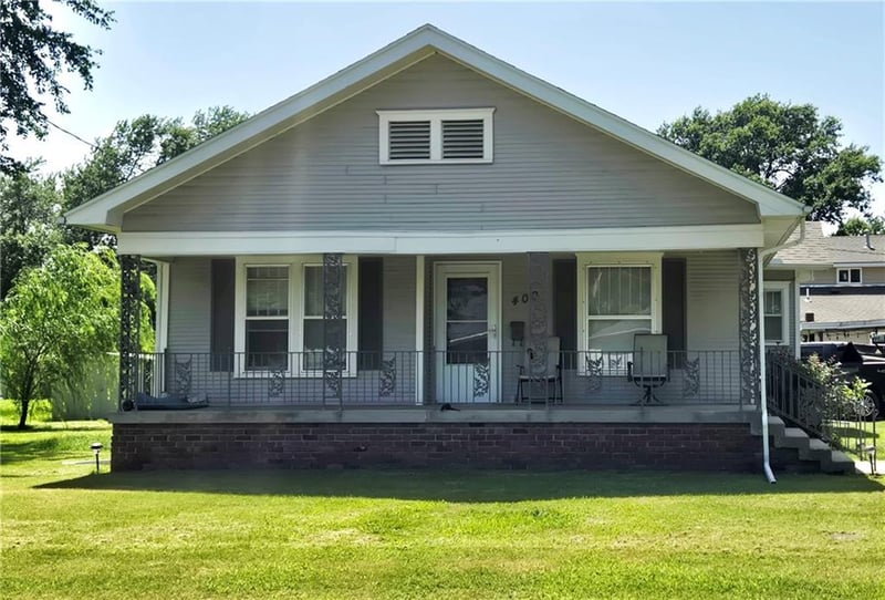 400 S Mount Carmel Rd, Frontenac, KS 66763