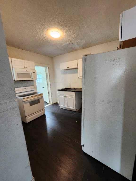 2920 Garfield Ave, Kansas City, MO 64109
