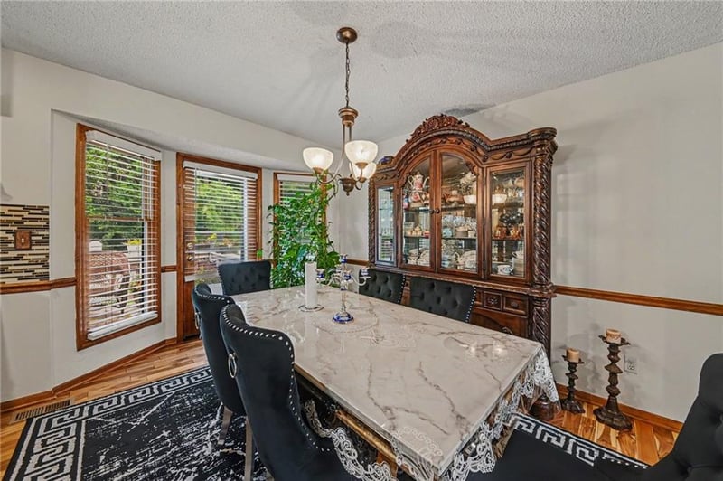 4123 Troost Ave, Kansas City, MO 64116
