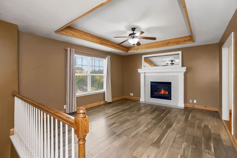 421 Golfview Dr, Pleasant Hill, MO 64080