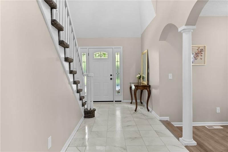 4000 Cimarron St, Lee's Summit, MO 64064