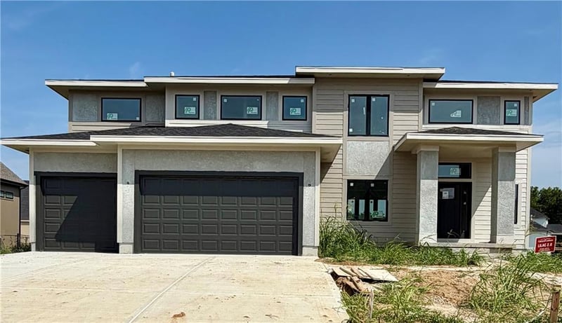 6009 Arapahoe St, Shawnee, KS 66226