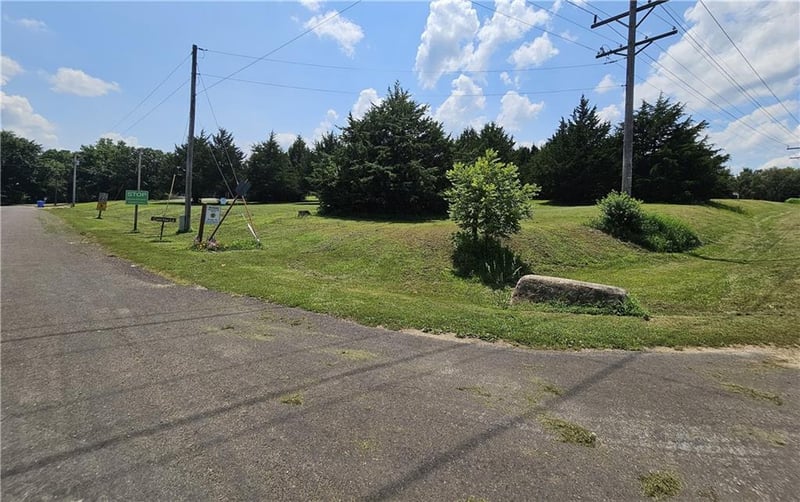 Lot 140 0000 Choctaw Ln, Mclouth, KS 66054