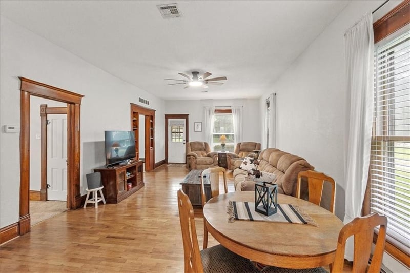 340 3rd St, Wellsville, KS 66092