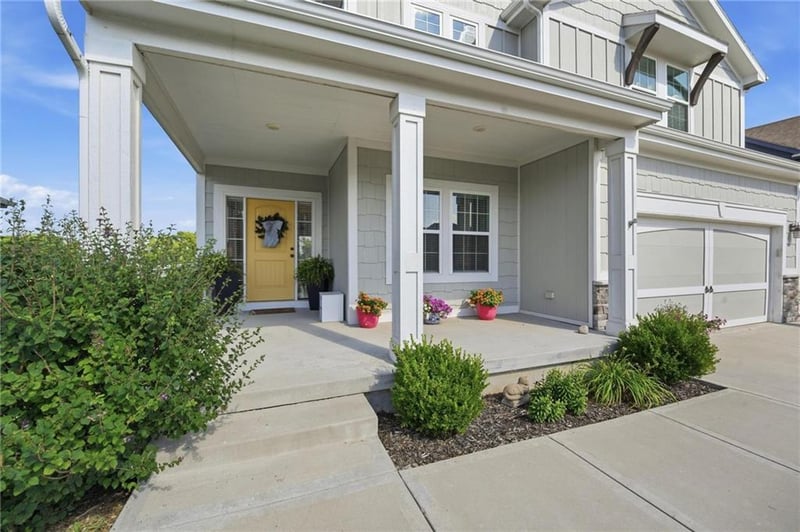 10411 N Chelsea Ave, Kansas City, MO 64156