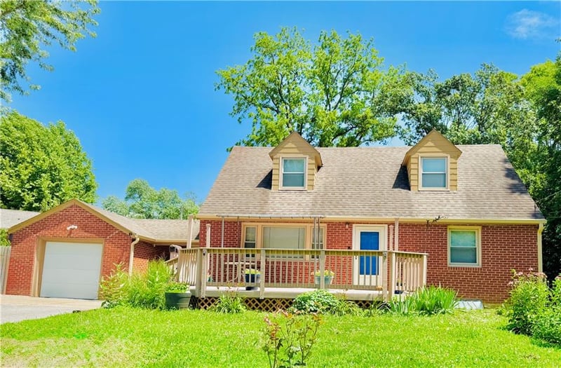 2601 47th Ter, Kansas City, KS 66104