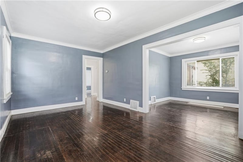 5206 Olive St, Kansas City, MO 64130