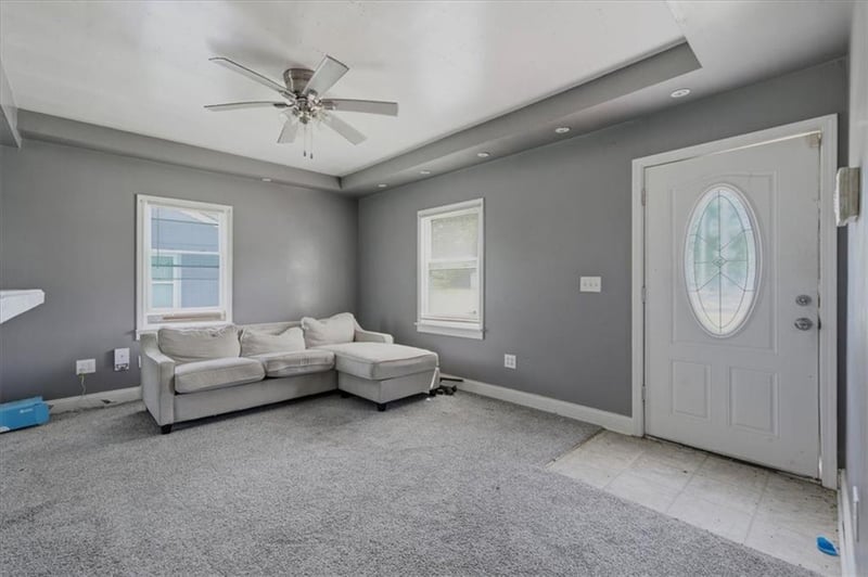 5428 College Ave, Kansas City, MO 64130