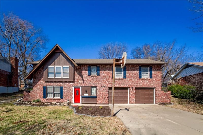 15110 43rd Pl, Independence, MO 64055
