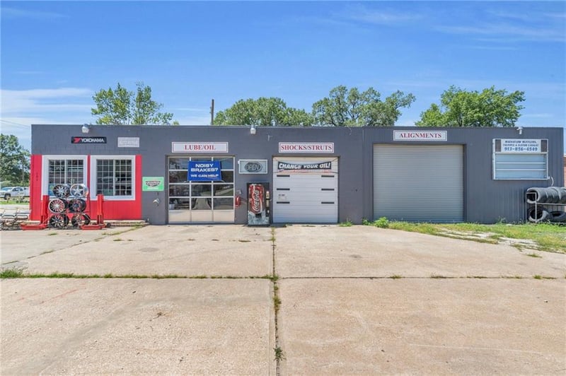 101 Maple St, Garnett, KS 66032